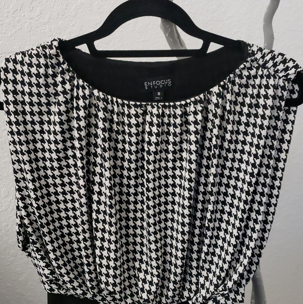 Dress - Picture 3 of 5